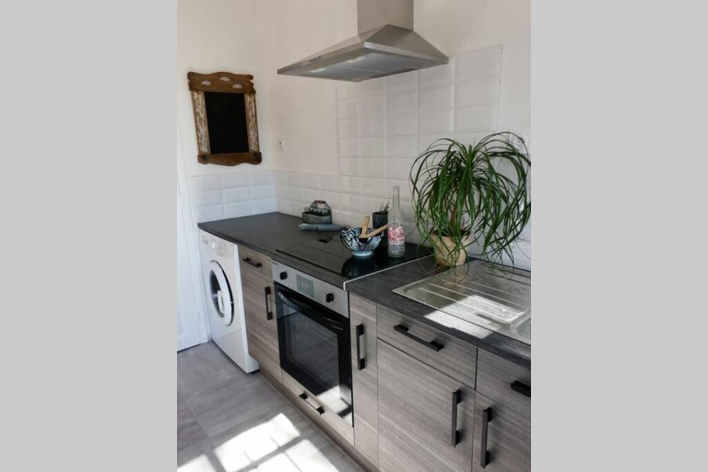 Maison 5 Personnes En Garrigue - Piscine-Spa Prive Langlade Eksteriør bilde