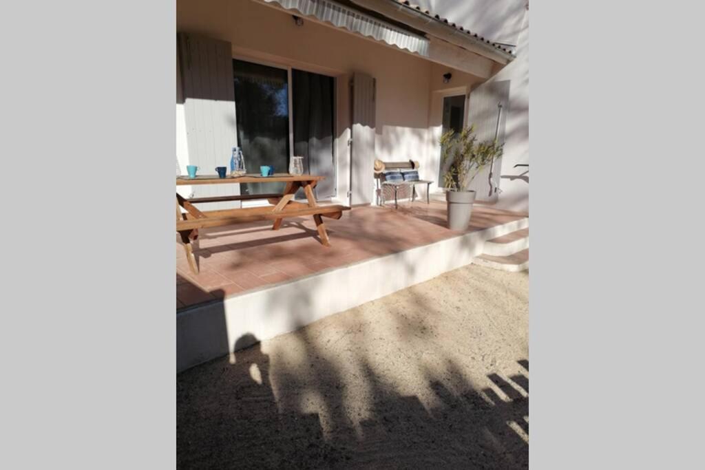 Maison 5 Personnes En Garrigue - Piscine-Spa Prive Langlade Eksteriør bilde