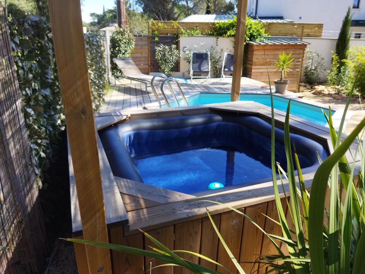 Maison 5 Personnes En Garrigue - Piscine-Spa Prive Langlade Eksteriør bilde